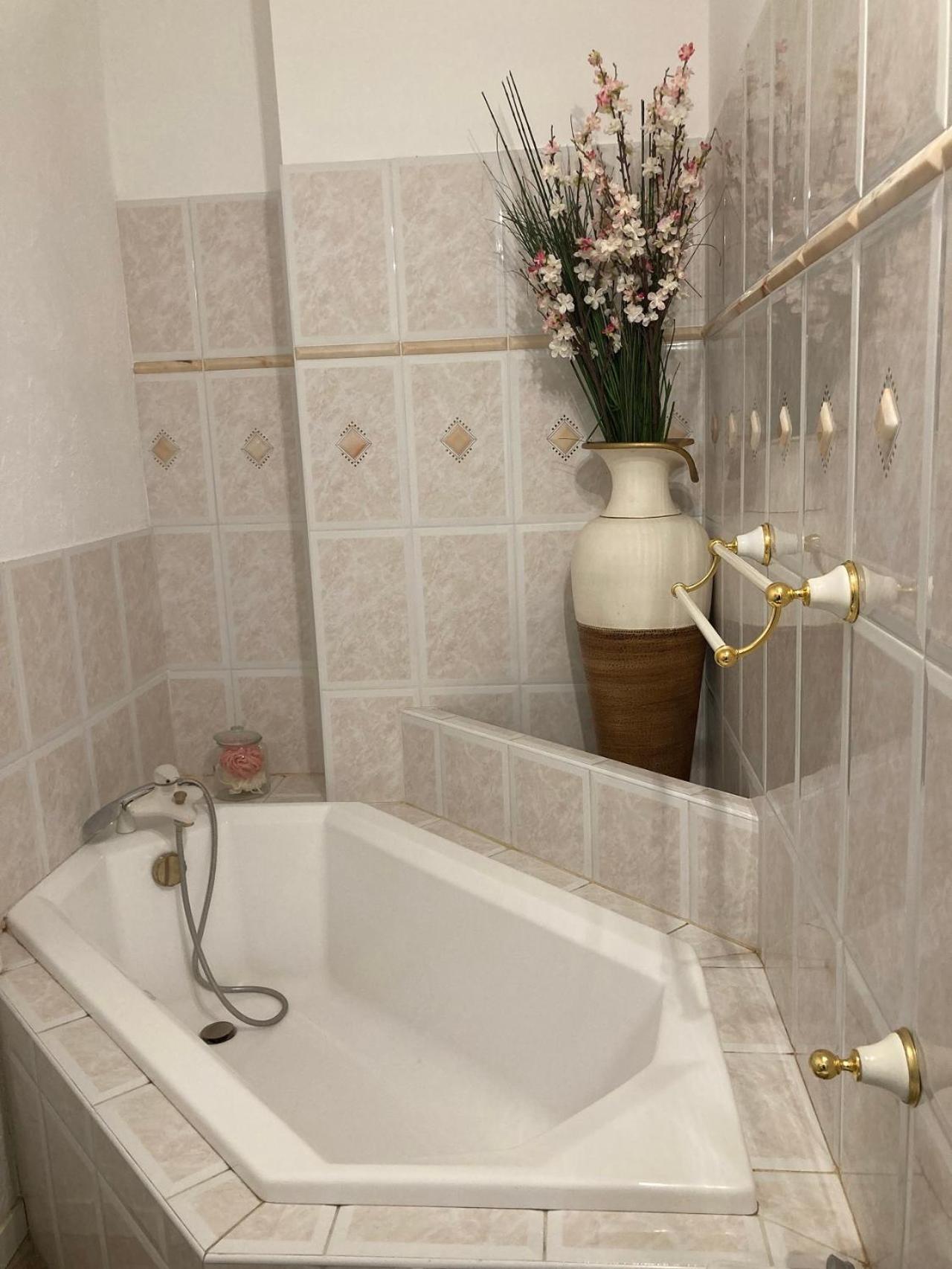 Hotel Château Marith - Etablissement climatisé avec Piscine Clairac  Habitación foto